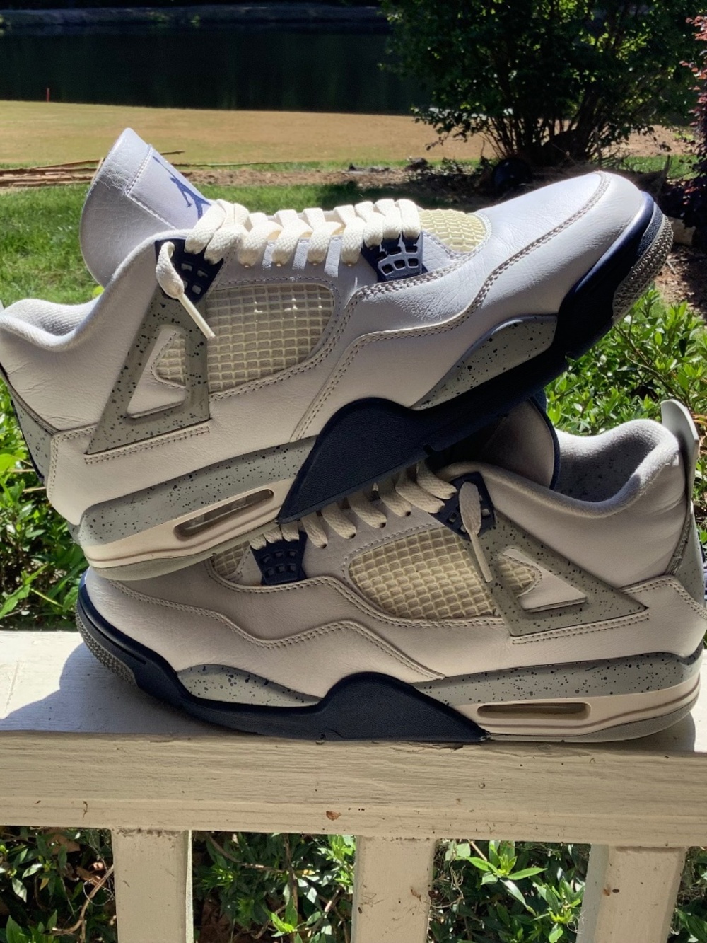 Air Jordan 4 “Midnight Navy” – Size 11 (Men’s)